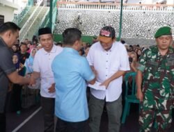 Wali Kota Parepare Tasming Hamid Berikan Insentif kepada Pengurus RT/RW dan Pengurus Masjid
