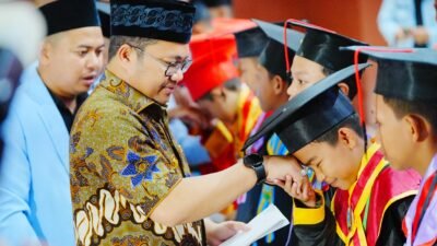 Darmawangsyah Sebut Wisuda Santri Bantu Sukseskan Bebas Buta Aksara Al-Qur’an di Gowa