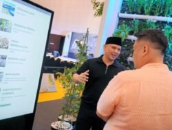 Fadly Padi Meriahkan Booth Makassar di City Expo APEKSI 2025 dengan Kolaborasi Musik dan Budaya