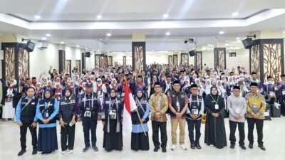 393 Jemaah Haji Kloter 19 Asal Sulbar Berangkat ke Tanah Suci Melalui Embarkasi Makassar