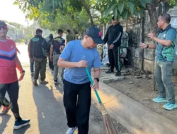 Jaga Kebersihan Kota, Satpol PP Makassar dan Sejumlah Instansi Gelar Jumat Bersih di Anjungan Losari