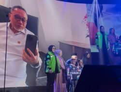 PAN Hadiahi Beasiswa Dua Bocah di Gowa yang Viral karena Anti Mubazir Makanan