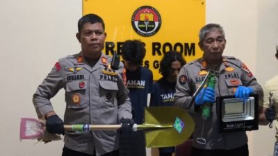 Viral, Dua Pemuda Kepergok Curi di Gudang Milik Wakil Gubernur Sulsel