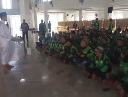 500 Pengemudi Gojek Makassar, Gelar Shalat Gaib Untuk “Affan Kurniawan” di Masjid 99 Kubah