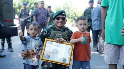 Warga Makassar Hentikan Patroli TNI, Sampaikan Terima Kasih kepada Pangdivif 3 Kostrad