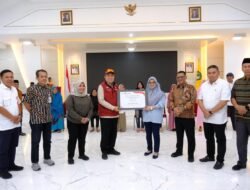 Kemensos RI Bantu Sembilan Keluarga Terdampak Bencana di Kabupaten Gowa