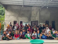 Mahasiswa UNM Perkenalkan Media Kreatif Belajar Hijaiyah Bagi Santri di TK/ TPA