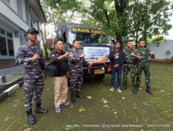 Solidaritas dari Parepare: Bantuan FKM Resmi Diterima TNI AL di Makassar