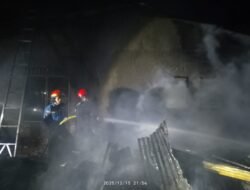 Dua Unit Rumah di Bajeng Ludes Terbakar, Diduga Akibat Korsleting listrik