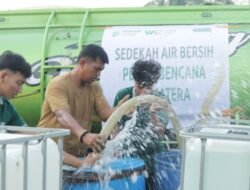 25.000 Liter Air Bersih Disalurkan Relawan WIZ untuk Warga Terdampak Bencana di Aceh Tamiang