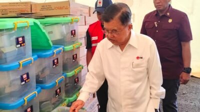 Berbagai Kebutuhan Pokok Mulai Dikirimkan PMI ke Posko Pengungsian di Aceh dan Sumatera