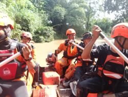 Tim SAR Gabungan Lanjutkan Pencarian Korban Tenggelam di Sungai Belapunraga