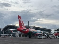 Indonesia Airasia Buka Rute Domestik di Bandara Sultan Hasanuddin 