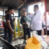 Anak Muda Makassar Sulap Sampah Plastik Jadi BBM