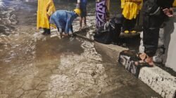 Hujan Deras Guyur Makassar, Satgas Drainase Bergerak Cepat Tangani Genangan di Pettarani
