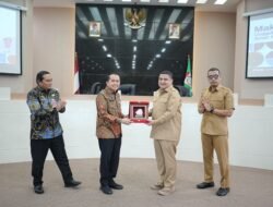 Sinergi Pusat-Pemkot Makassar, Munafri Perkuat Tata Kelola Fiskal Daerah Bersama Dirjen Kemendagri