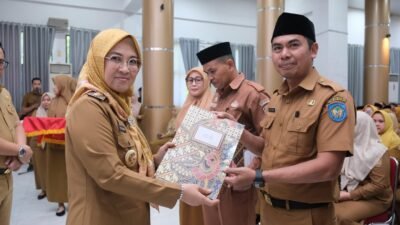 Bupati Gowa Serahkan 238 SK, Tegaskan Komitmen Bangun Pendidikan Berkualitas