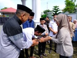 Momentum Idulfitri, Bupati Gowa Kembali Kunjungi Tokoh Masyarakat