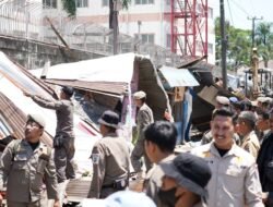 Pemkot Makassar Tertibkan PKL di Ujung Tanah, Utamakan Dialog dan Solusi