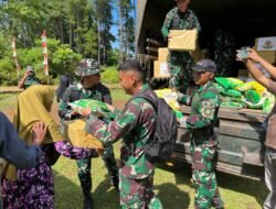 Prajurit Divif 3 Kostrad Gelar Latihan Tempur dan Berbagi Hewan Kurban ke Warga Maros
