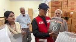 PMI Kirim Bantuan Obat-obatan dan Alat Kesehatan Darurat untuk Iran