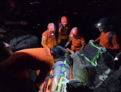 Tim SAR Berhasil Evakuasi Pendaki yang Cedera di Gunung Bulu Saukang Maros