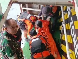 Nelayan Temukan Satu Jenazah Diduga Korban KM Nurul Salsa, Basarnas Langsung Lakukan Evakuasi