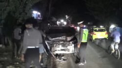 Diduga Sopir Mengantuk, Minibus Tabrak Empat Kendaraan di Gowa, Empat Orang Terluka