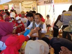 Puluhan Ribu Warga Serbu Pasar Murah BULOG di Bone, 40 Ton Beras SPHP Disiapkan