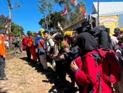 2.557 Pendaki Serbu Gunung Bawakaraeng Jelang HUT RI, 211 Personel SAR Disiagakan