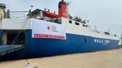 PMI Kirim Kapal Kemanusiaan ke NTT, Bawa Logistik hingga Mobil Tangki Air