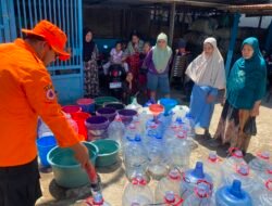 Bantu Warga Terdampak Kekeringan, Pemkot Makassar Distribusi Air Bersih ke Semua Kecamatan