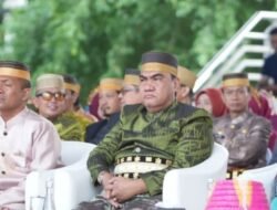 Sinergi Bangun Generasi Berkualitas, Kepala DPPKB Makassar Hadiri Upacara Hardiknas