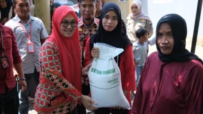 73.780 Warga Gowa Terima Bantuan Beras, Bupati Husniah: Jangan Diperjualbelikan
