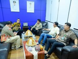 Plt Dirut Andi Syahrum Terima Audiensi PWI Sulsel di Kantor PDAM Makassar